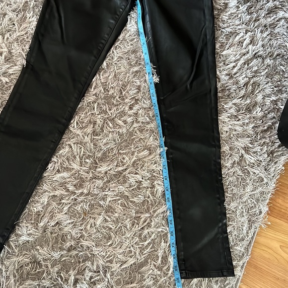 New with tags, never worn AG coated Jean (leather look) - Picture 5 of 7
